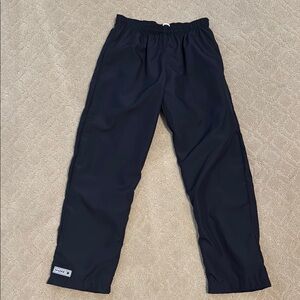 Nike Black Sweatpants with Elastic Waistband and Relaxed Fit